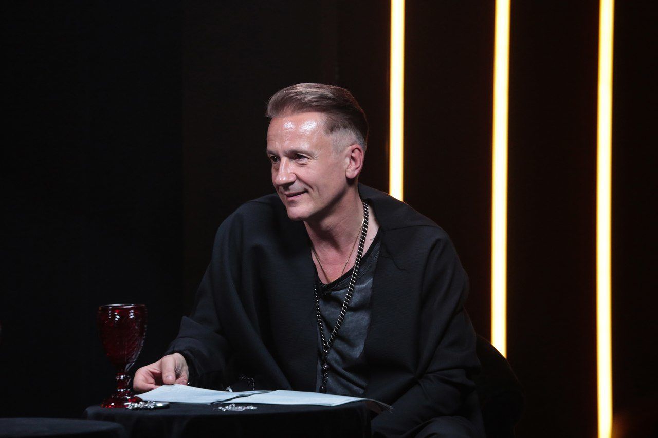 Олег Меньшиков. Спектакль‑интервью