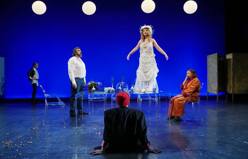 Офелия боится воды