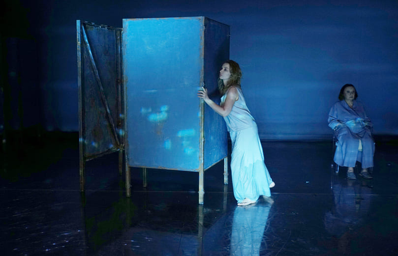 Офелия боится воды